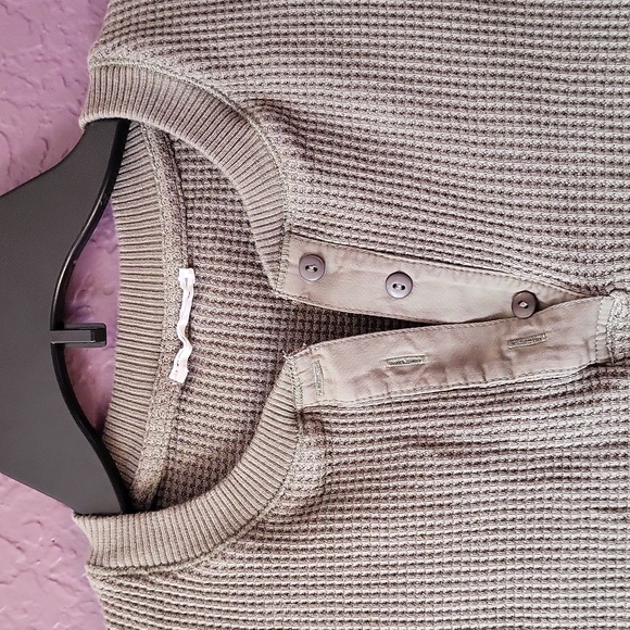 Zara Ribbed Crop Top - Picture 2 of 8